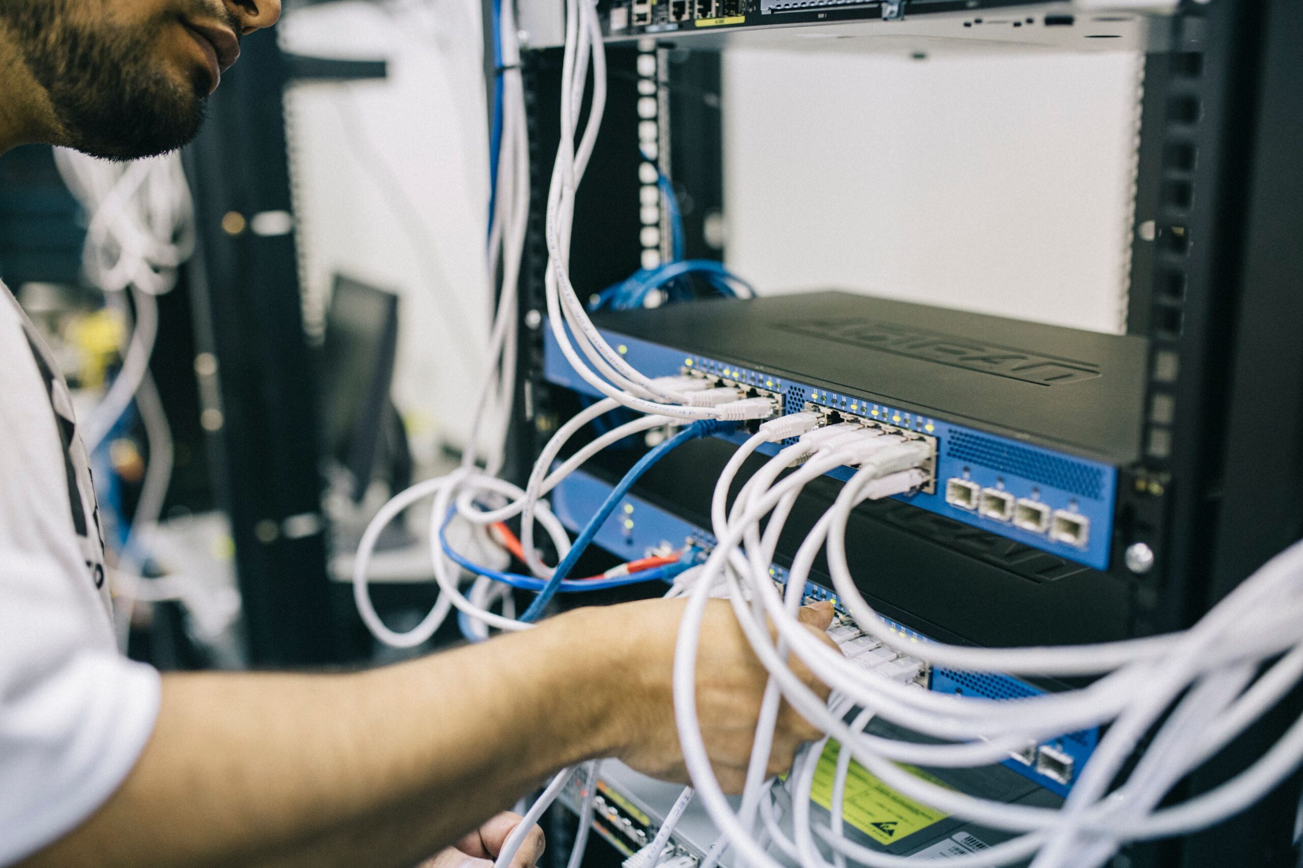 API and enterprise system integration connecting ERP CRM eCommerce and business platforms